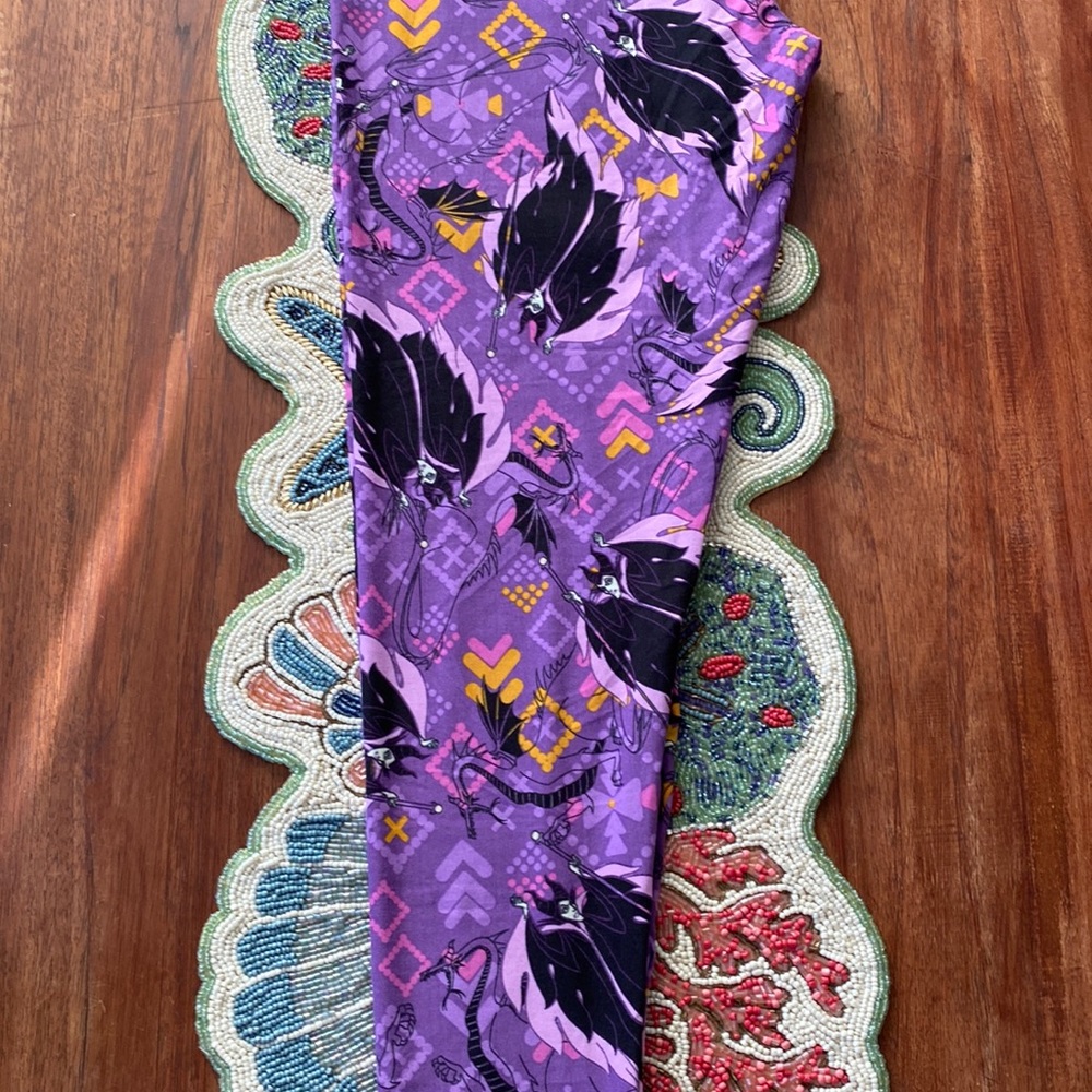 TC 2 Disney Villains Leggings